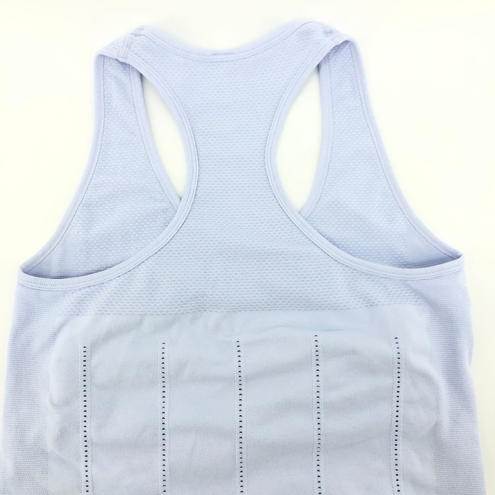 FABLETICS Delta Seamless Tank Racerback Perforated - Picture 6 of 9